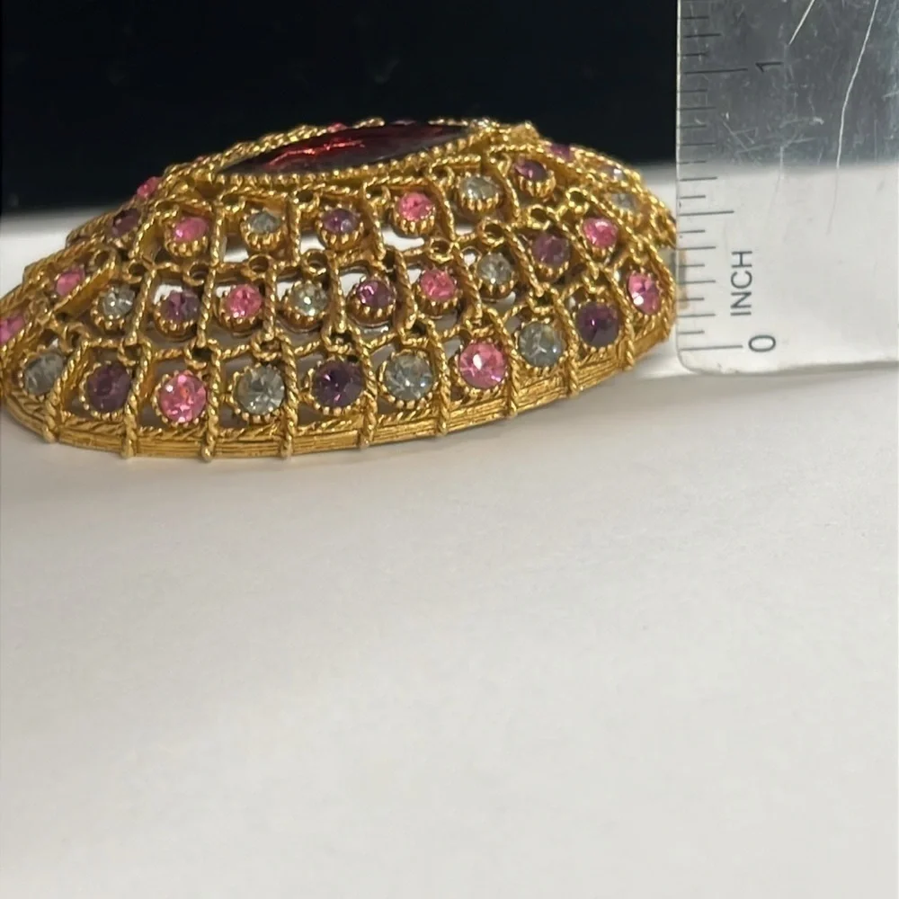 Vintage Art Deco Oval Deep Stone Cluster Pin Brooch